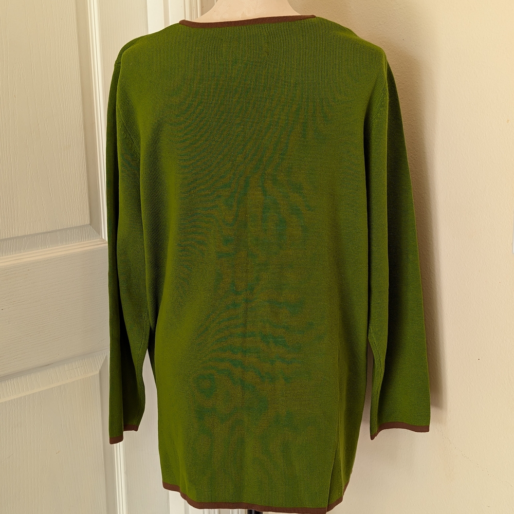 Bob Mackie Green Cardigan with Rooster Design - Picture 3 of 6